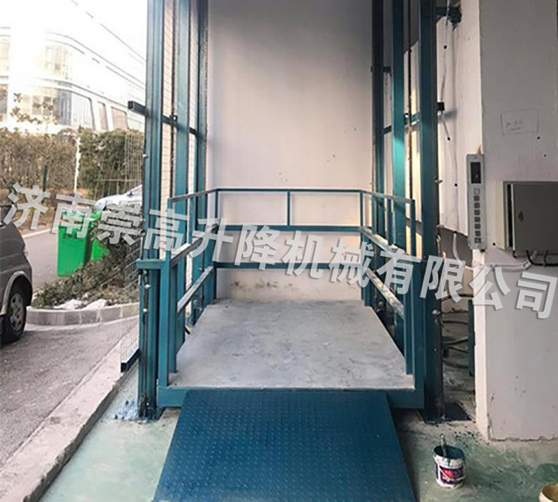 液壓升降貨梯在正常磨損期間要注意什么